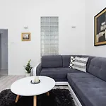 Two Bedroom Apartment - Starowislna 36
